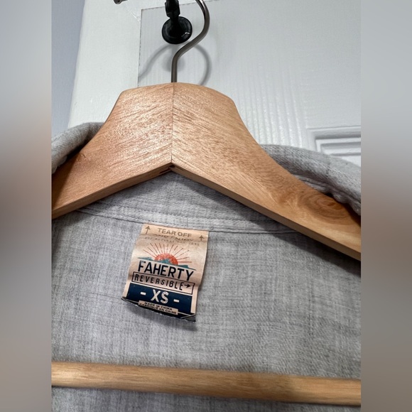 Faherty Reversible Belmar Shirt PEARL GRAY BUFFALO XS - Picture 7 of 8